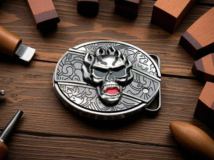 Ceinture robuste avec couteau dans la boucle