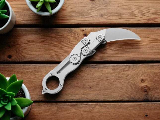 Combat couteau griffe