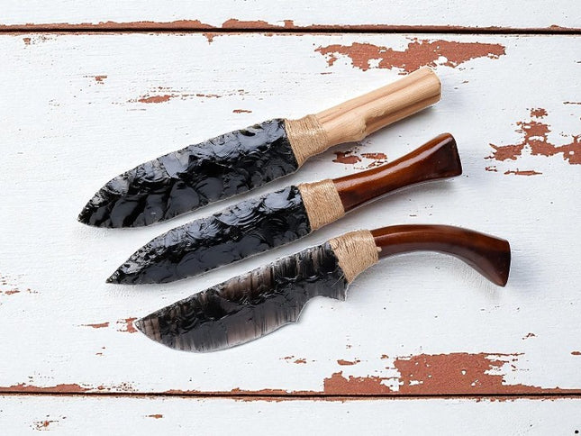Couteau avec lame en obsidienne