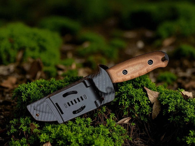 Couteau bushcraft de camp