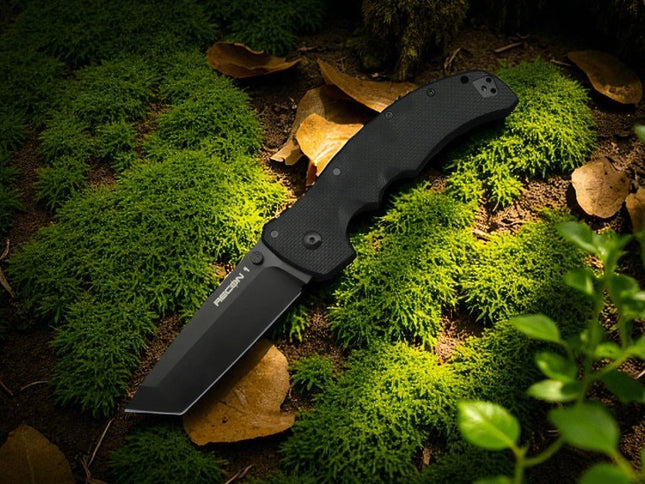 Couteau de combat pliant