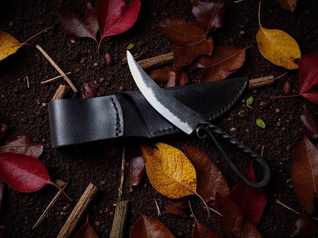 Couteau medieval de lancer