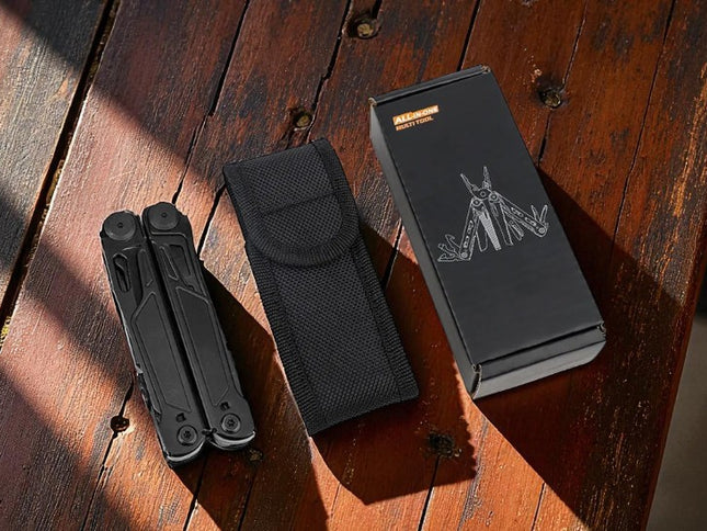 Couteau militaire multifonction