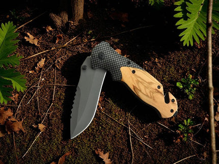 Couteau pliant de survie