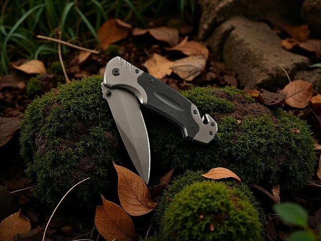 Couteau pliant militaire