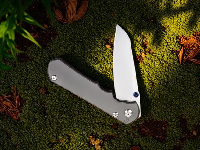 Couteau survie titane