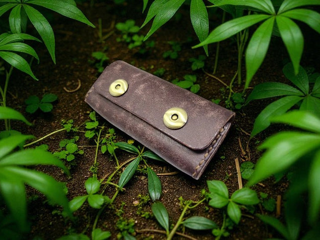 Etui en cuir pour couteau pliant