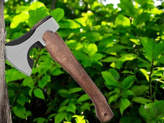 Hache à fendre le bois