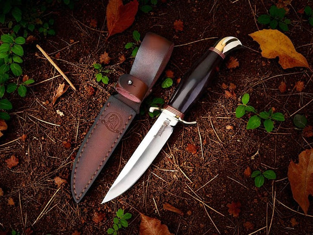 Russe militaire couteau