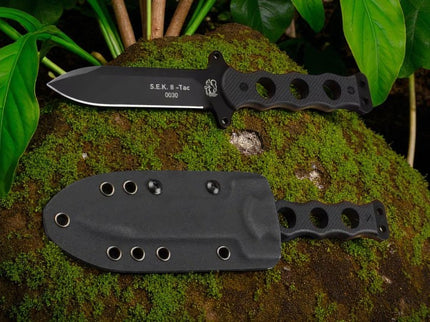 Couteau de plongee avec etui